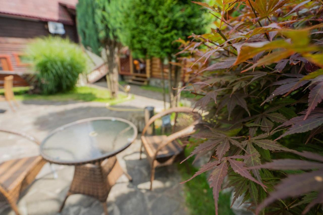 Villa Garden Hotel Solochyn Extérieur photo