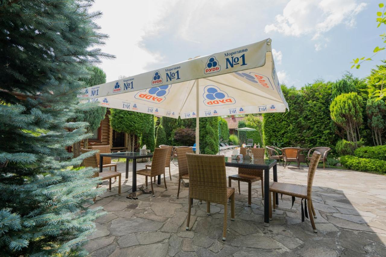 Villa Garden Hotel Solochyn Extérieur photo